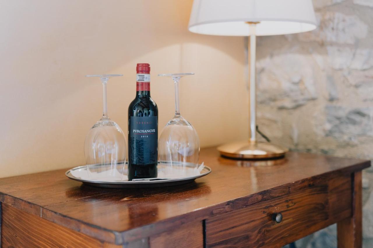 スカンサーノ Terenzi Hospitality & Wineヴィラ エクステリア 写真